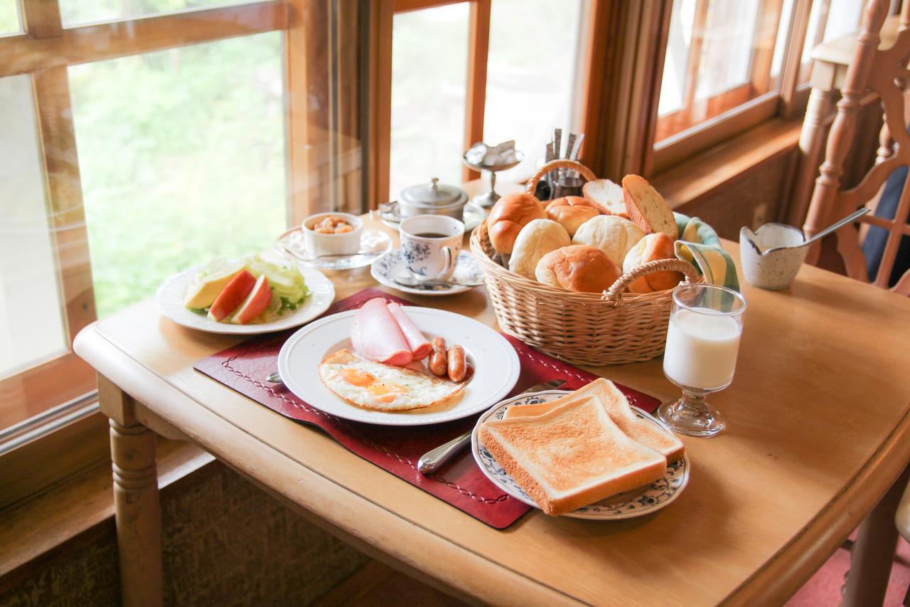 Hakuba Maerchen House Hotel Exterior photo